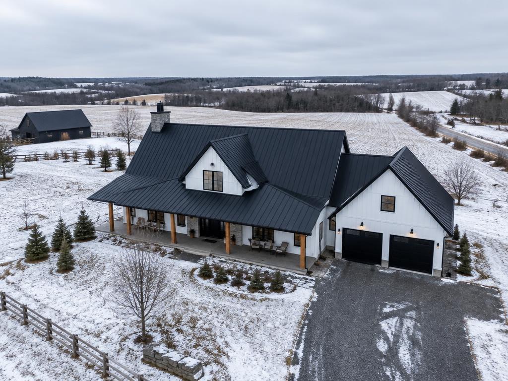Standing seam roofing concept